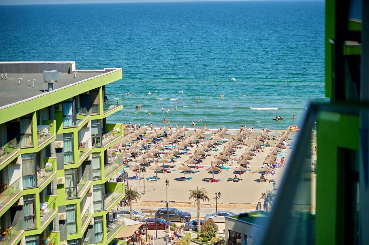 Vintage Breeze Apartment - Spa Pools Resort Mamaia Ngoại thất bức ảnh