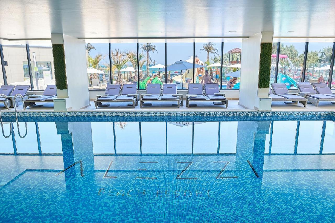 Vintage Breeze Apartment - Spa Pools Resort Mamaia Ngoại thất bức ảnh